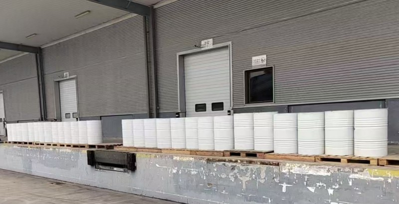 殼牌食品級(jí)丙二醇河南通商武漢庫(kù)出貨實(shí)拍.jpg 殼牌食品級(jí)丙二醇河南通商武漢庫(kù)出貨實(shí)拍.jpg