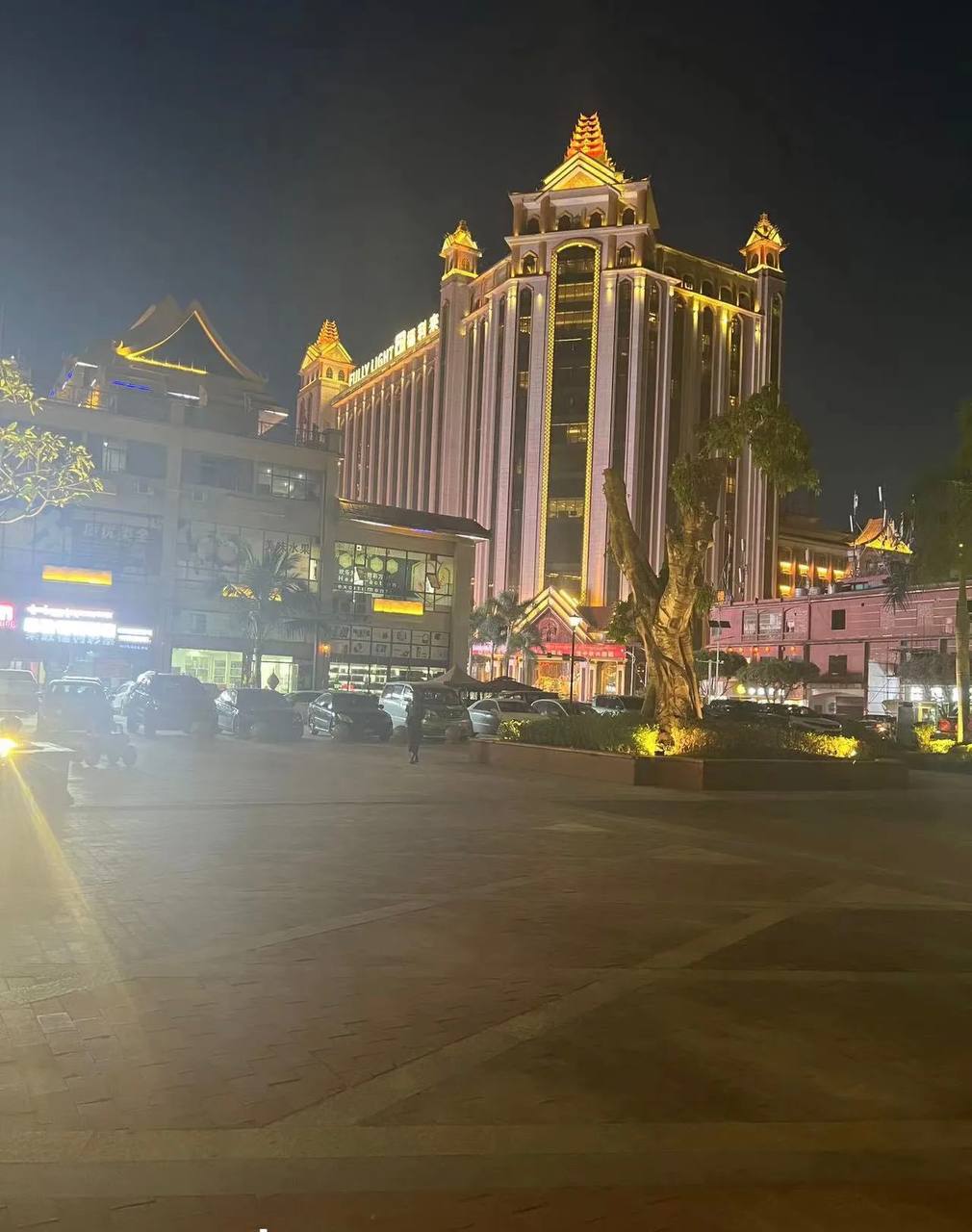 福布斯旅行会员专属客服热线升级公告-客服中心实景图